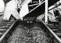 169672 Detail van de hormachine van de N.S. tijdens onderhoudswerkzaamheden aan de spoorlijn te Heerhugowaard.